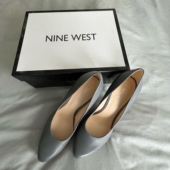 Nine West Rocha Heels - Picture 2 of 7